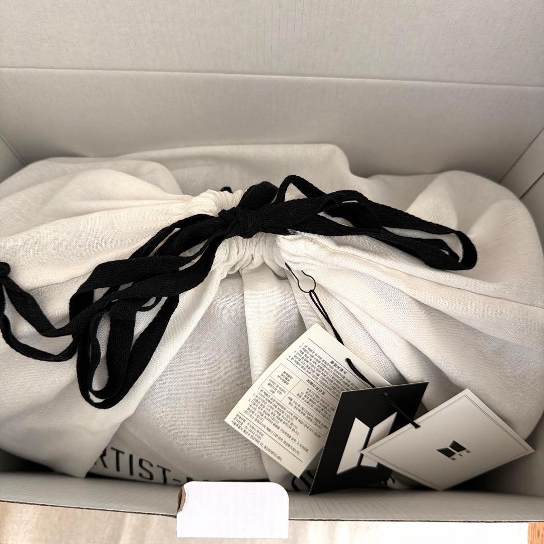 BTS アーティストメイド MUTE ボストンバッグ テテ 未使用 - メルカリ