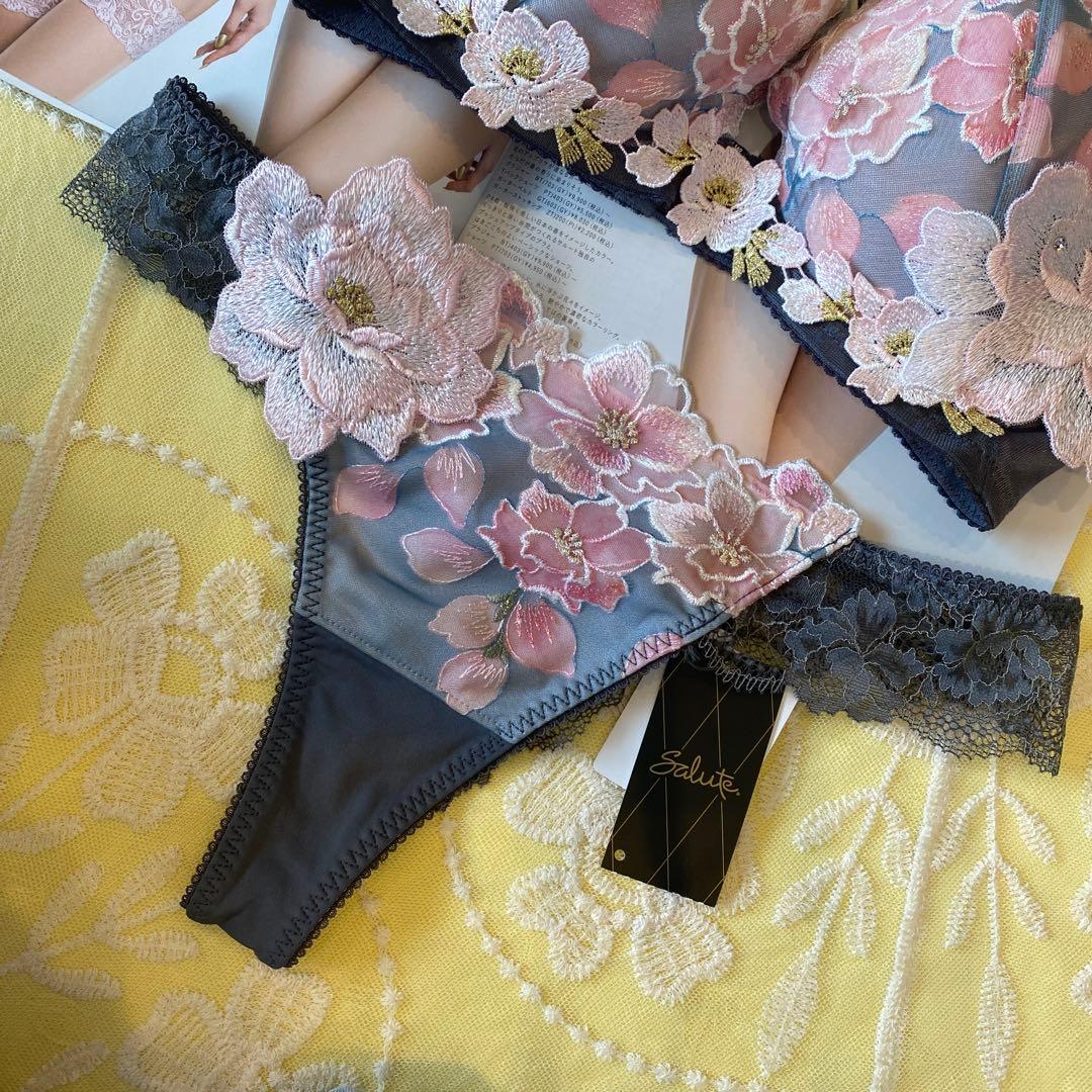 サルート 03G 日本の花嫁 希少なフロントエックスブラ G70&Lソング GY