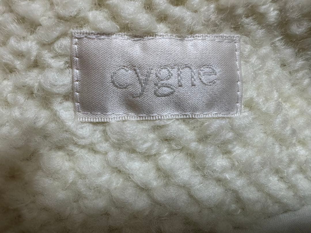 Cygneモコモコジャケット Mathis ホワイト もこもこジャケットサイズ1
