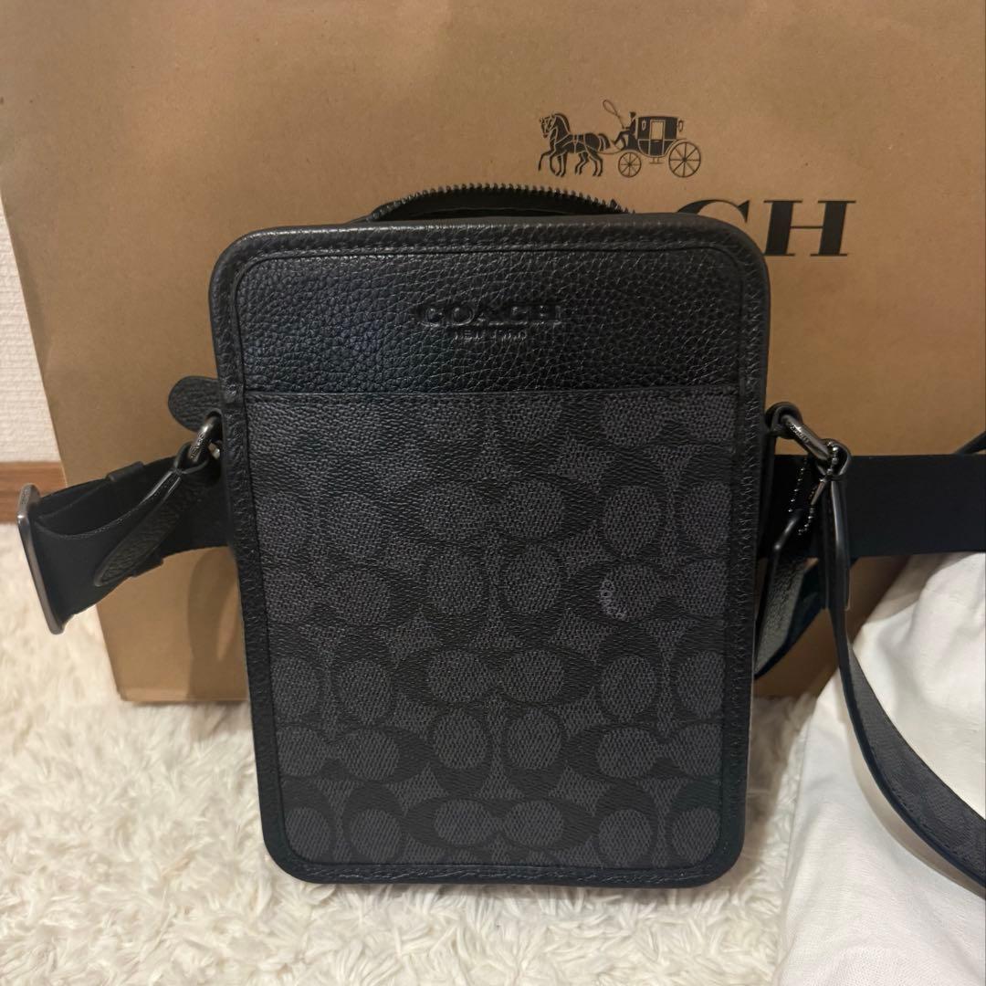 COACHブラックレザーショルダーバッグ COACH（コーチ） バッグ メンズ ショルダーバッグ アウトレット レザー