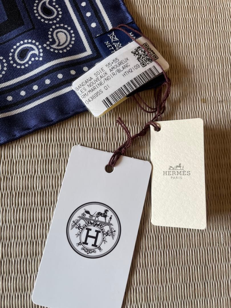 Bandana 55パリの恋人たち ネイビー 新品未使用 - メルカリ