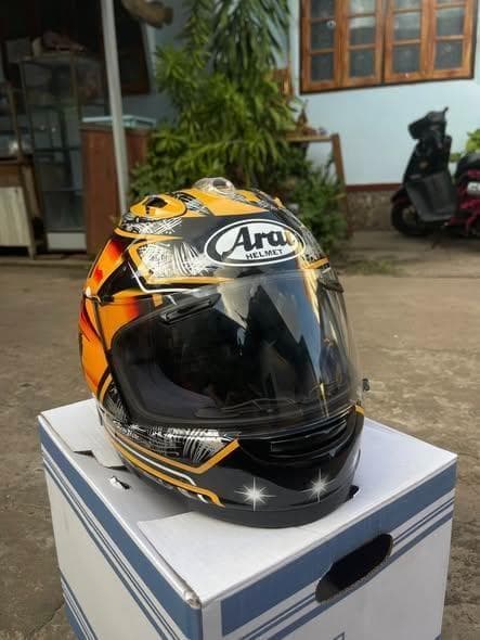 AraiRX7X バイクフルフェイスヘルメット レトロサムライデザイン Lサイズ Amazon | アライ(Arai) バイクヘルメット フルフェイス RX-7X PEDROSA