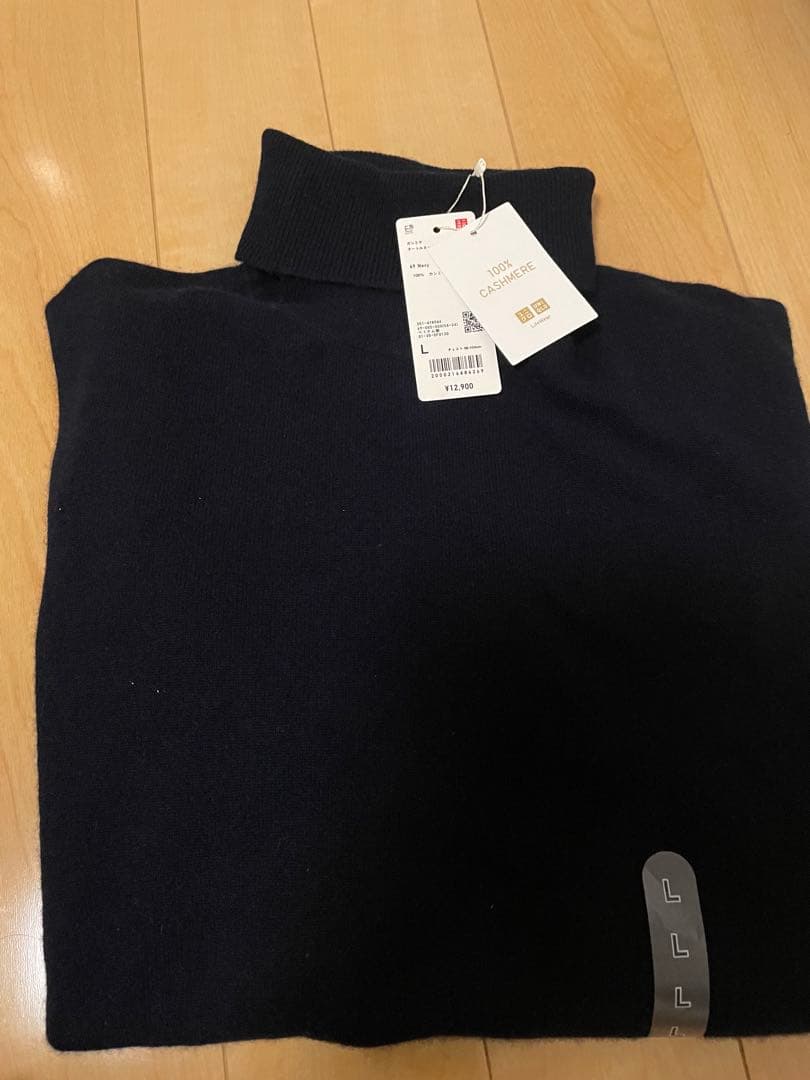 2/8まで最終値下 新品 UNIQLO カシミヤ ネイビー タートルネック L