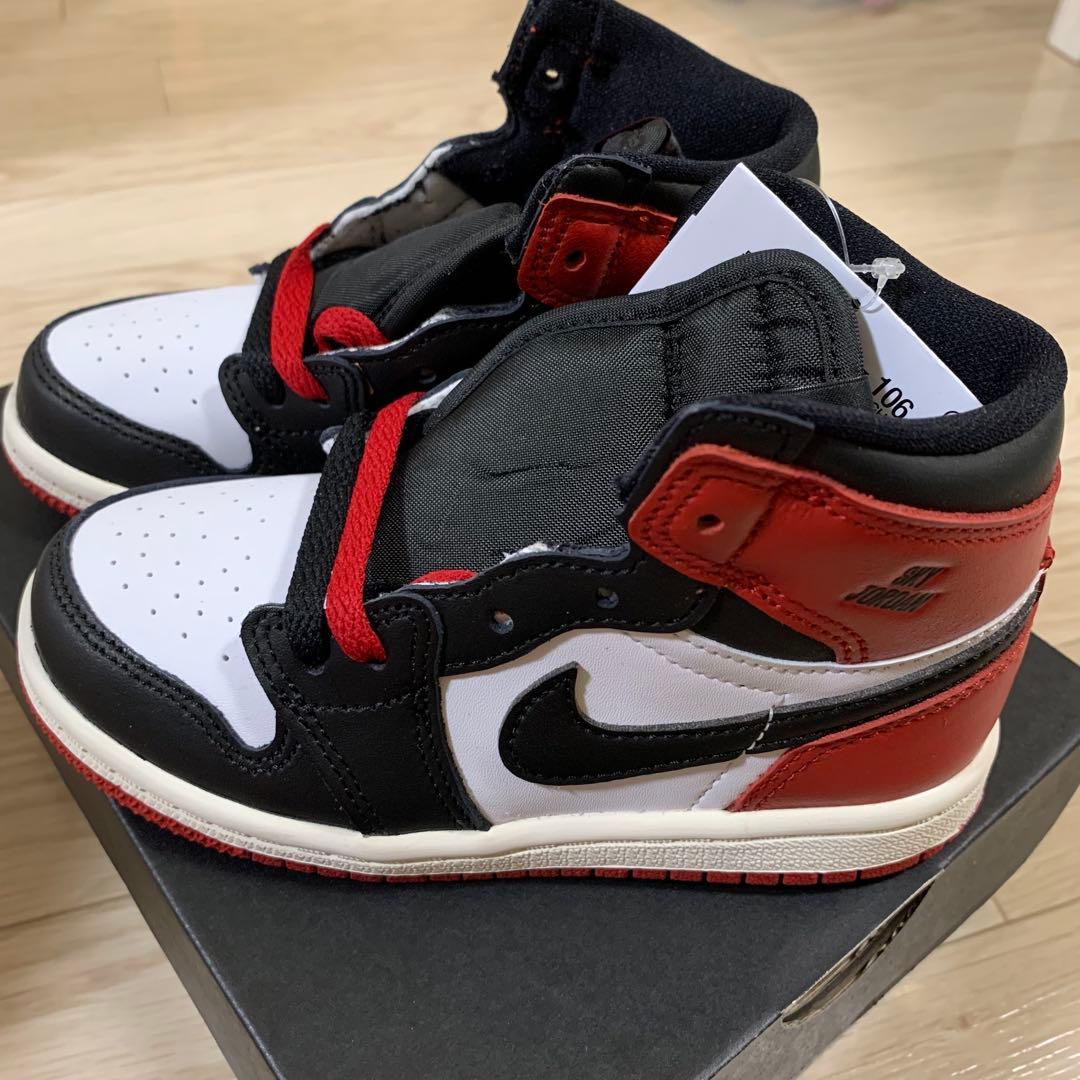 スニーカー Nike AirJordan 1 \"Black Toe Reimagined\" Jordan Air Jordan 1 High OG 