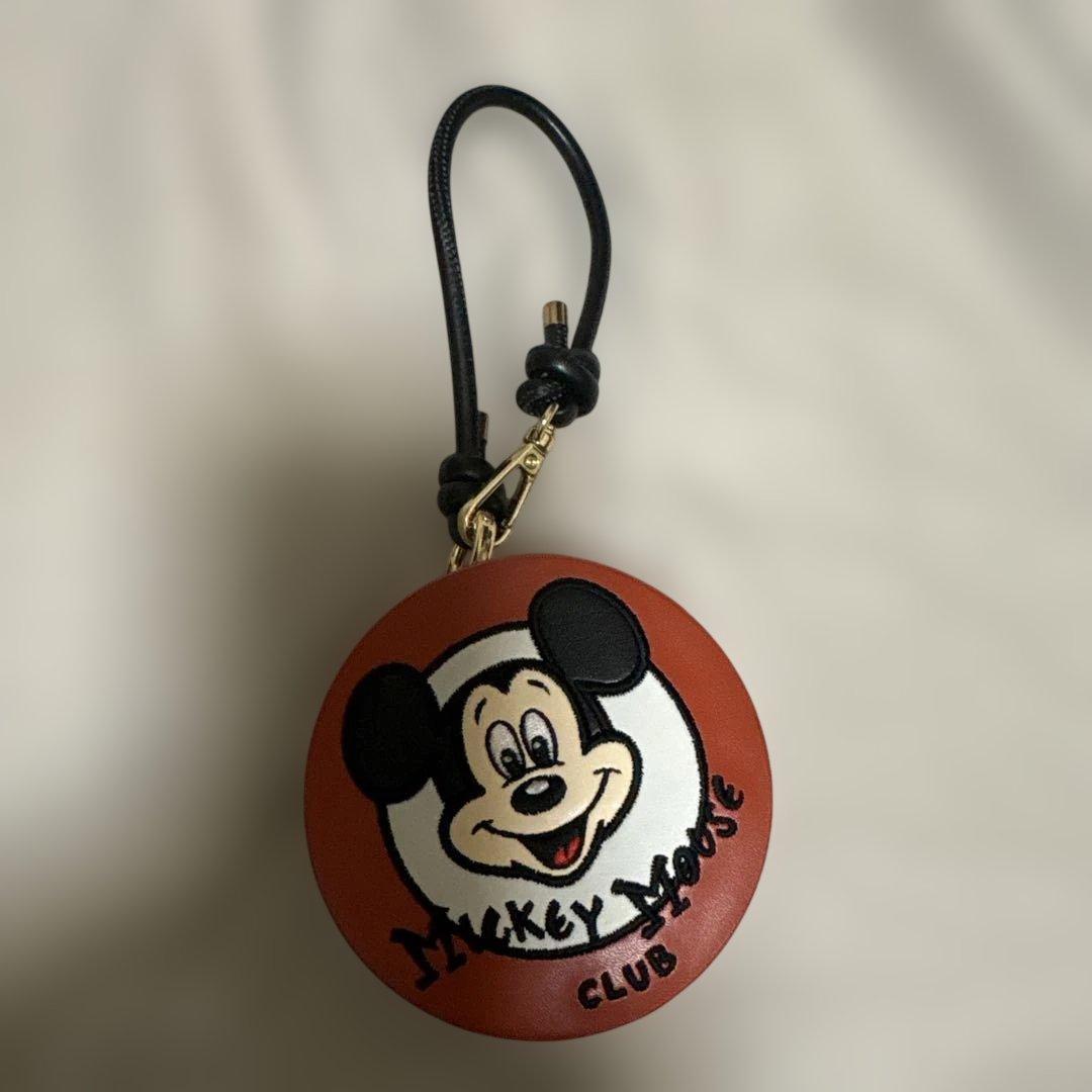 Spick and span WIFFLE別注ミッキーキーホルダーポーチ - メルカリ
