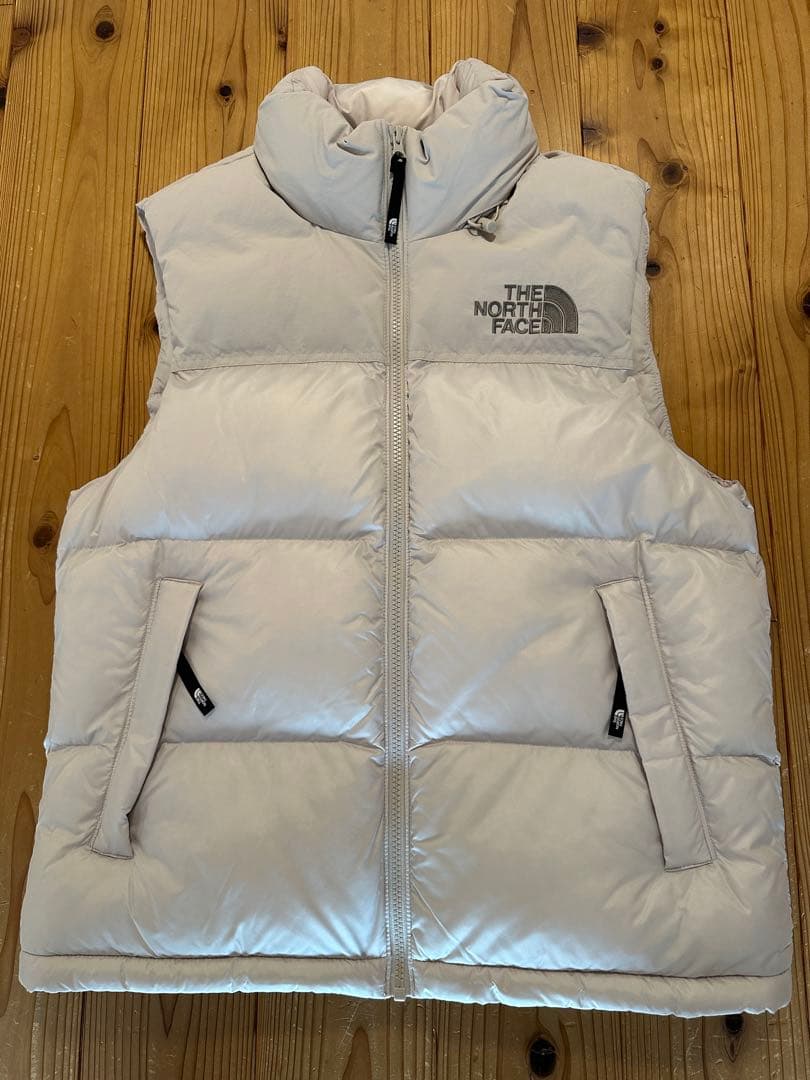 ノースフェイス ヌプシONBallベスト　Mサイズ　新品 THE NORTH FACE NUPTSE VEST ND92557 – Kinetics（キネティクス