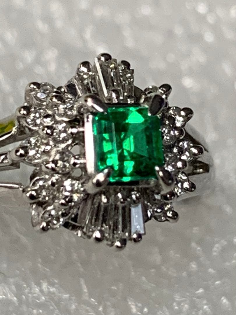 お値下げPt900 エメラルド0.2ct ダイヤモンド0.18ct 4.75ｇ
