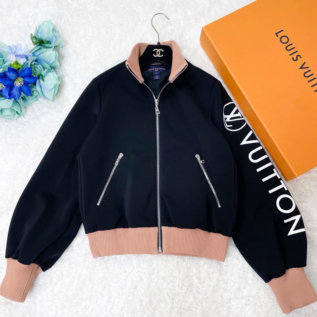 新品未使用 LOUIS VUITTON アームロゴ トラックジャケット ブルゾン 中古・古着通販】LOUIS VUITTON (ルイ ヴィトン) エンボス加工