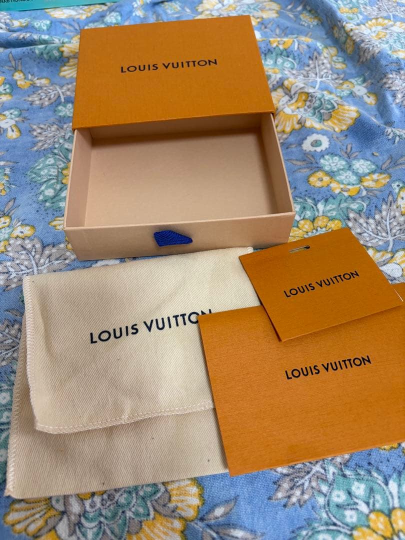 LOUIS VUITTON ギフトボックスセット - メルカリ