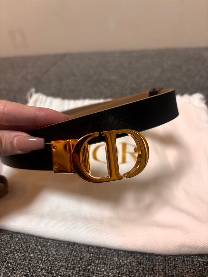 Dior リバーシブルレザーベルト ゴールドバックル - メルカリ