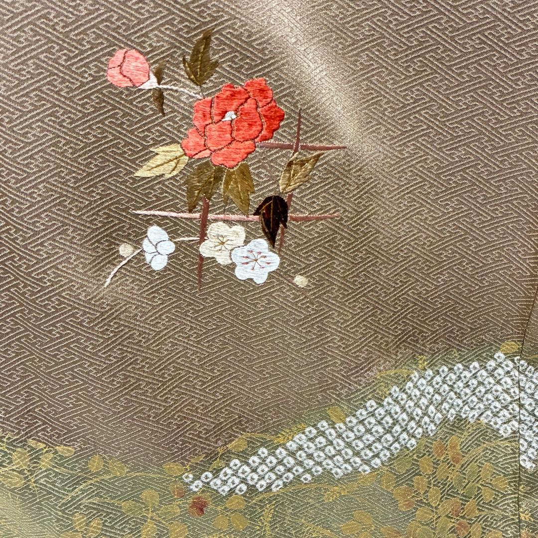 D123 訪問着 花刺繍 絞り 正絹 着物 袷 しつけ糸付き未使用極美品