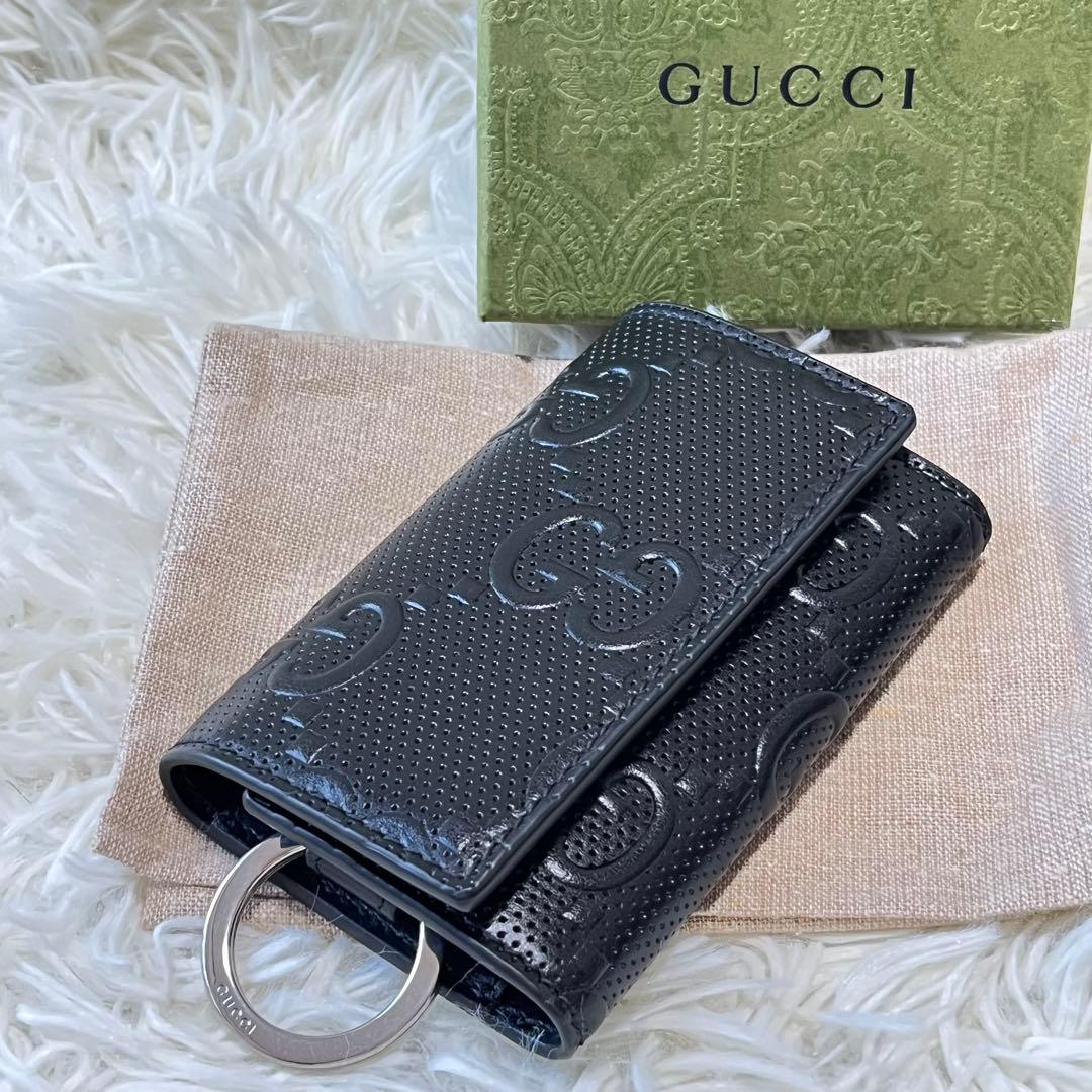 美品】GUCCI ジャンボGG エンボスロゴ レザーキーケース - メルカリ