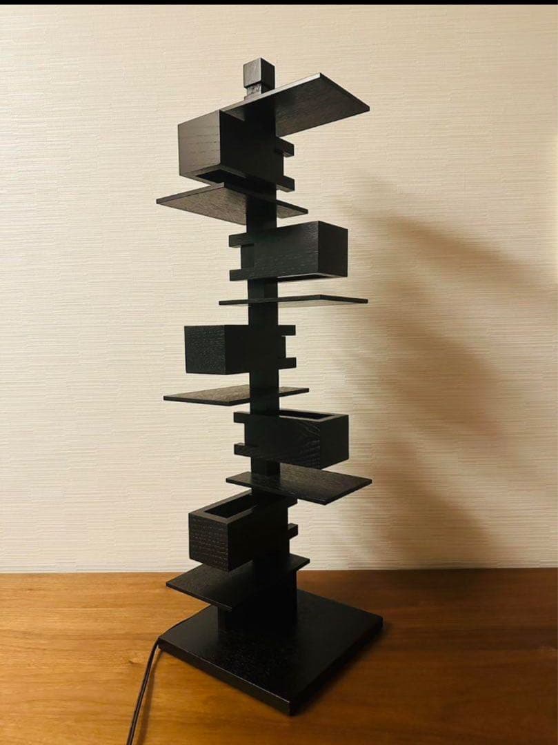 ■ヤマギワ正規品■ フランクロイドライト　タリアセン3 ブラック(直接受取希望) TALIESIN 3｜ヤマギワ｜コンフォートQ｜阪急百貨店のインテリアショップ