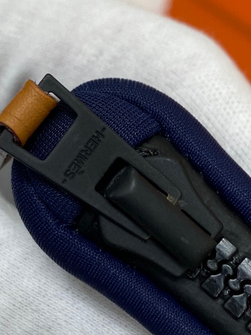 3-3213 HERMES ポーチ《ネオバン》 MM ・ネイビー