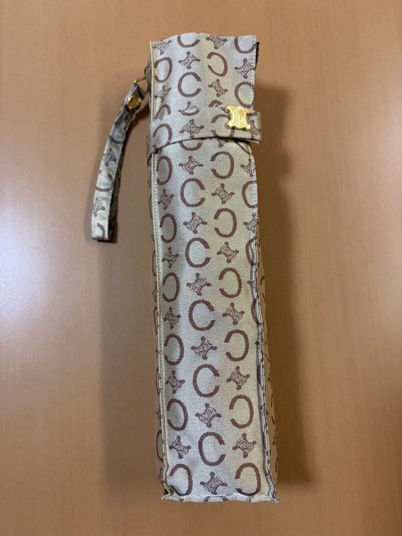 CELINE セリーヌ　折りたたみ傘 新品　未使用 CELINE（セリーヌ） マカダム ハート クローバー 折りたたみ傘