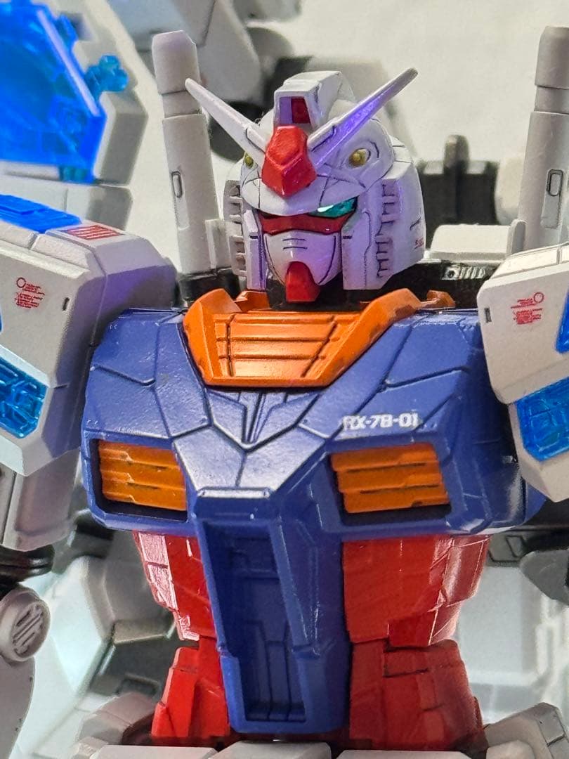ガンプラ完成品　万博ガンダム全塗装完成品 HG 1/144万博ガンダム 全塗装完成品 RX-78F00/E - メルカリ