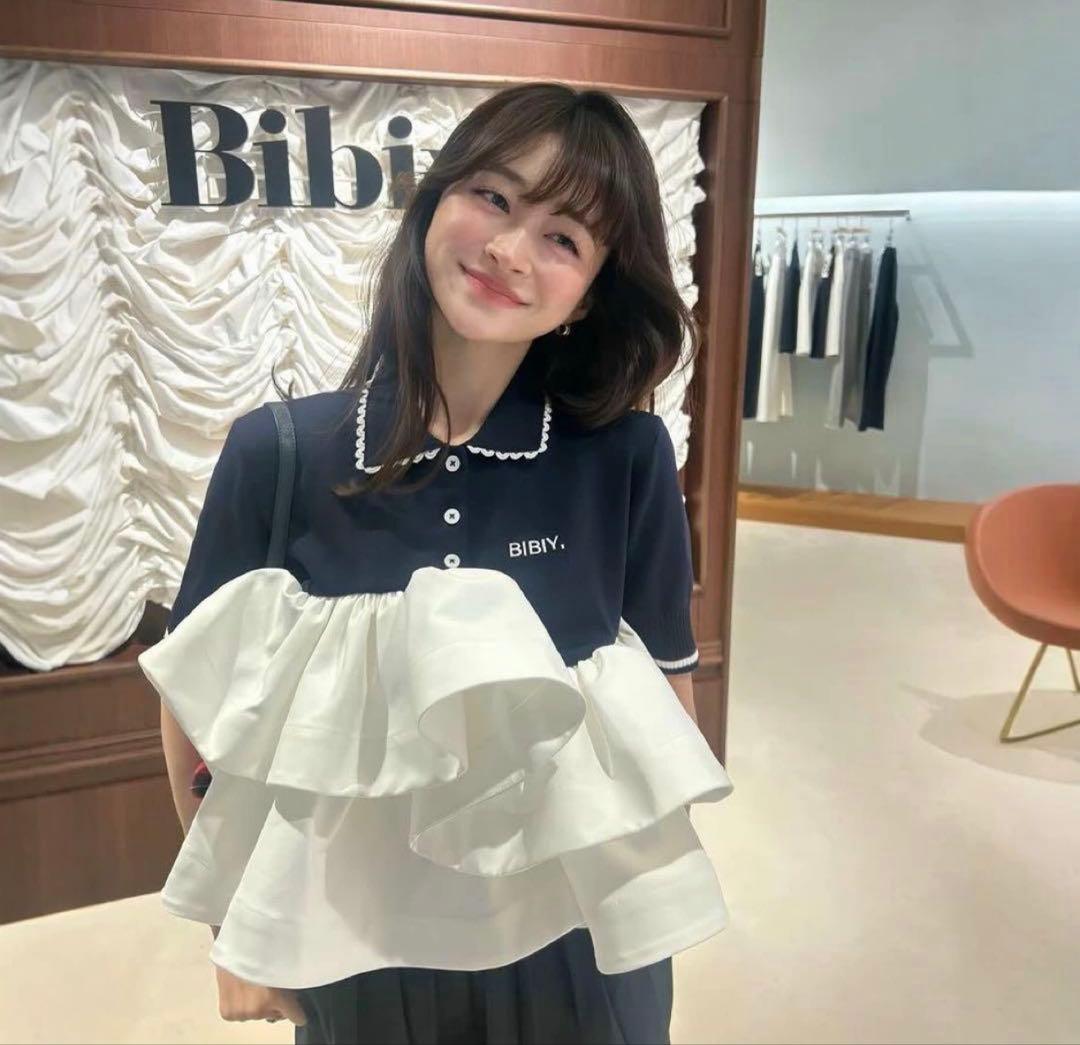 bibiy Bibiy. ROSIEPEPURAMUTOP ペプラム トップス bibiy Bibiy. ROSIEPEPURAMUTOP ペプラム トップス - メルカリ