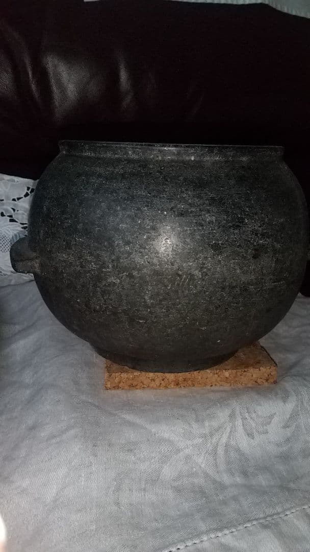 李朝　耳付き石器壷 李朝白磁小壷｜古美術 桃凛