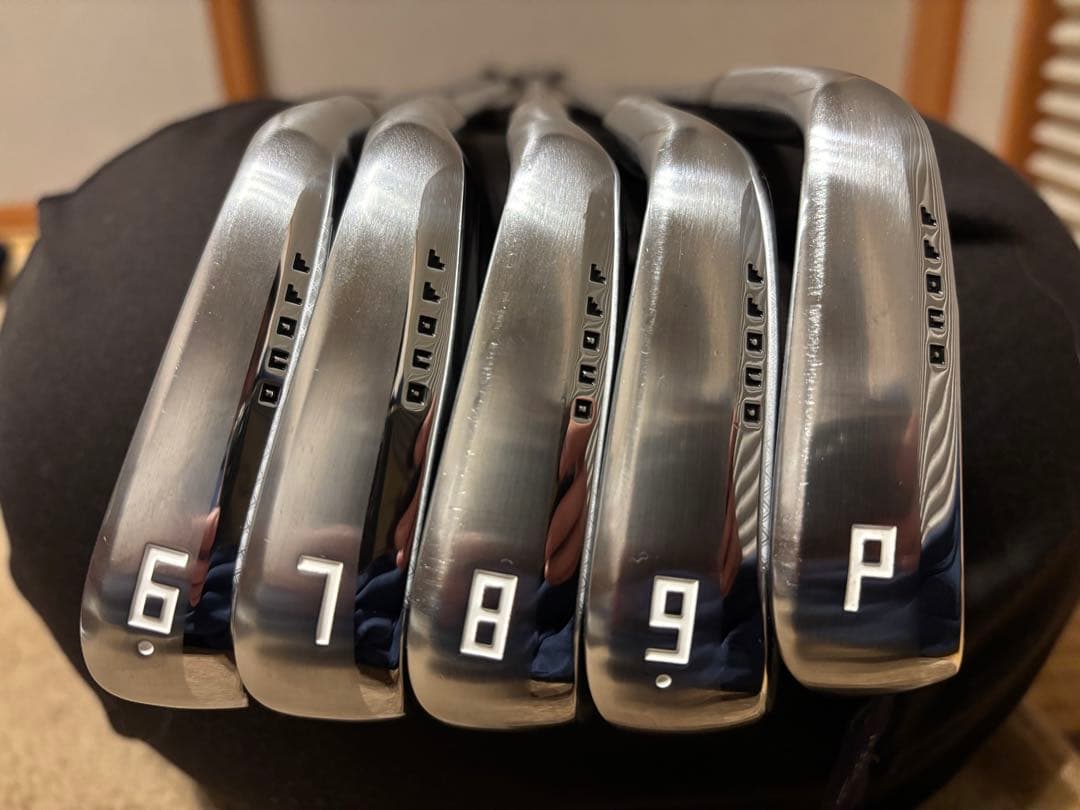 テ*ー様 オノフクロONOFFKURO2026アイアン6-9 P 950GHne T-Series オノフ 2026 KURO FORGED アイアン N.S.PRO MODUS3 TOUR 110