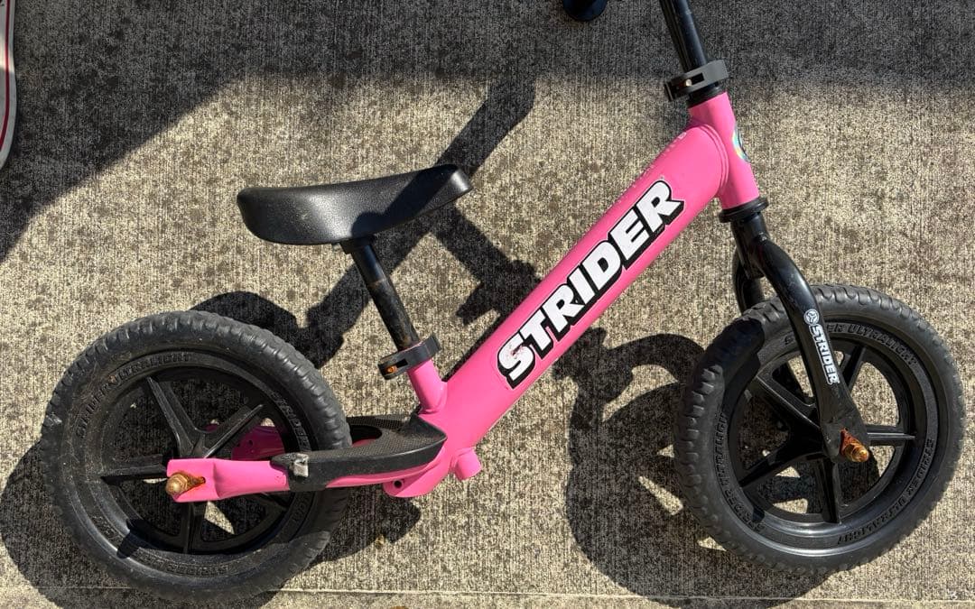 週末値下げ❗️STRIDER バランスバイク ピンクSTRIDER 12 Sport