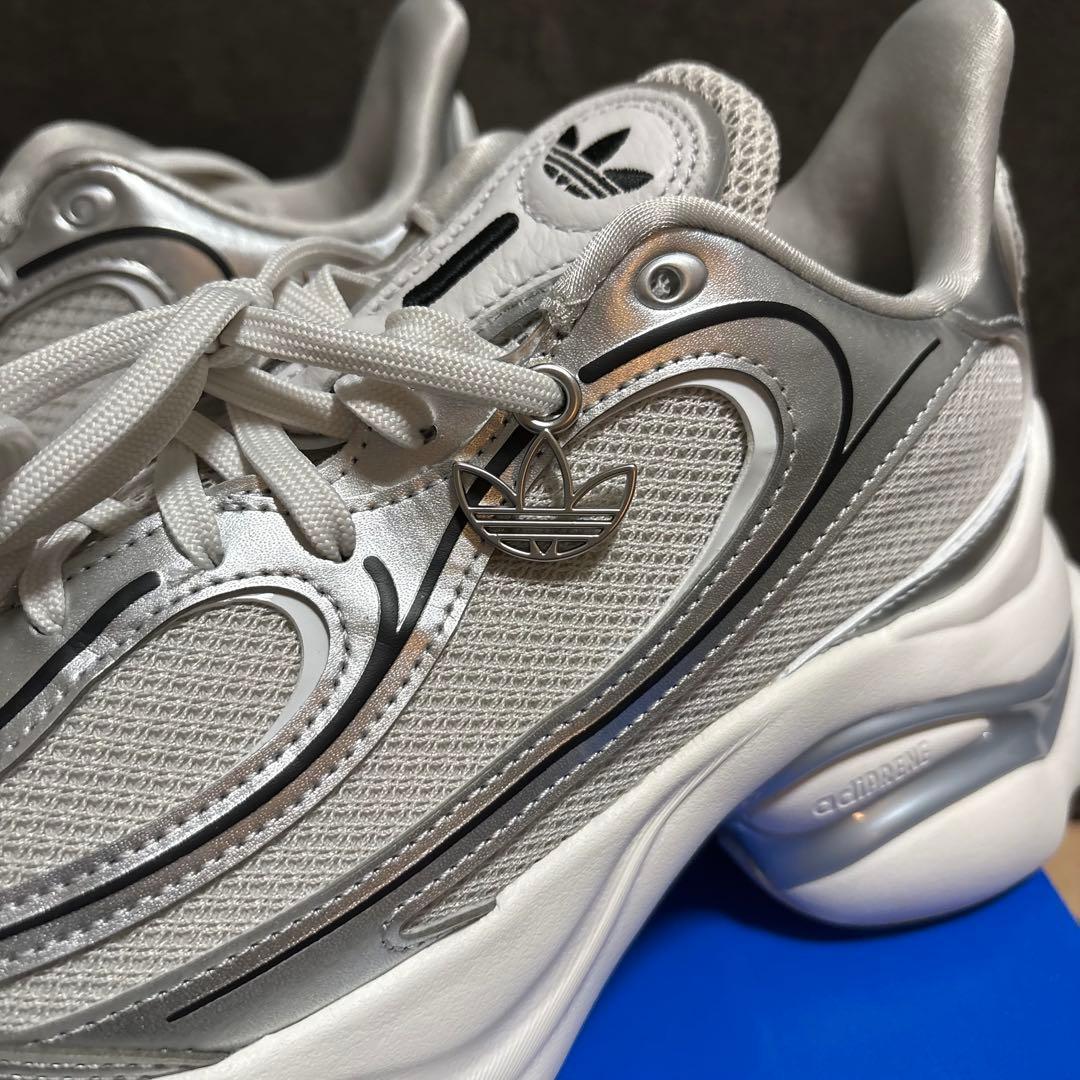 日本完売！24.5cm adidas☘️OZVENUZ opv67 ki0557