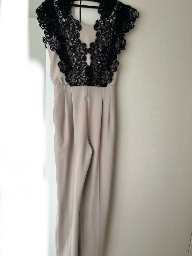 SNIDEL オールインワン　アイボリー SNIDEL パーカーxカットオールインワンセット アイボリー - メルカリ