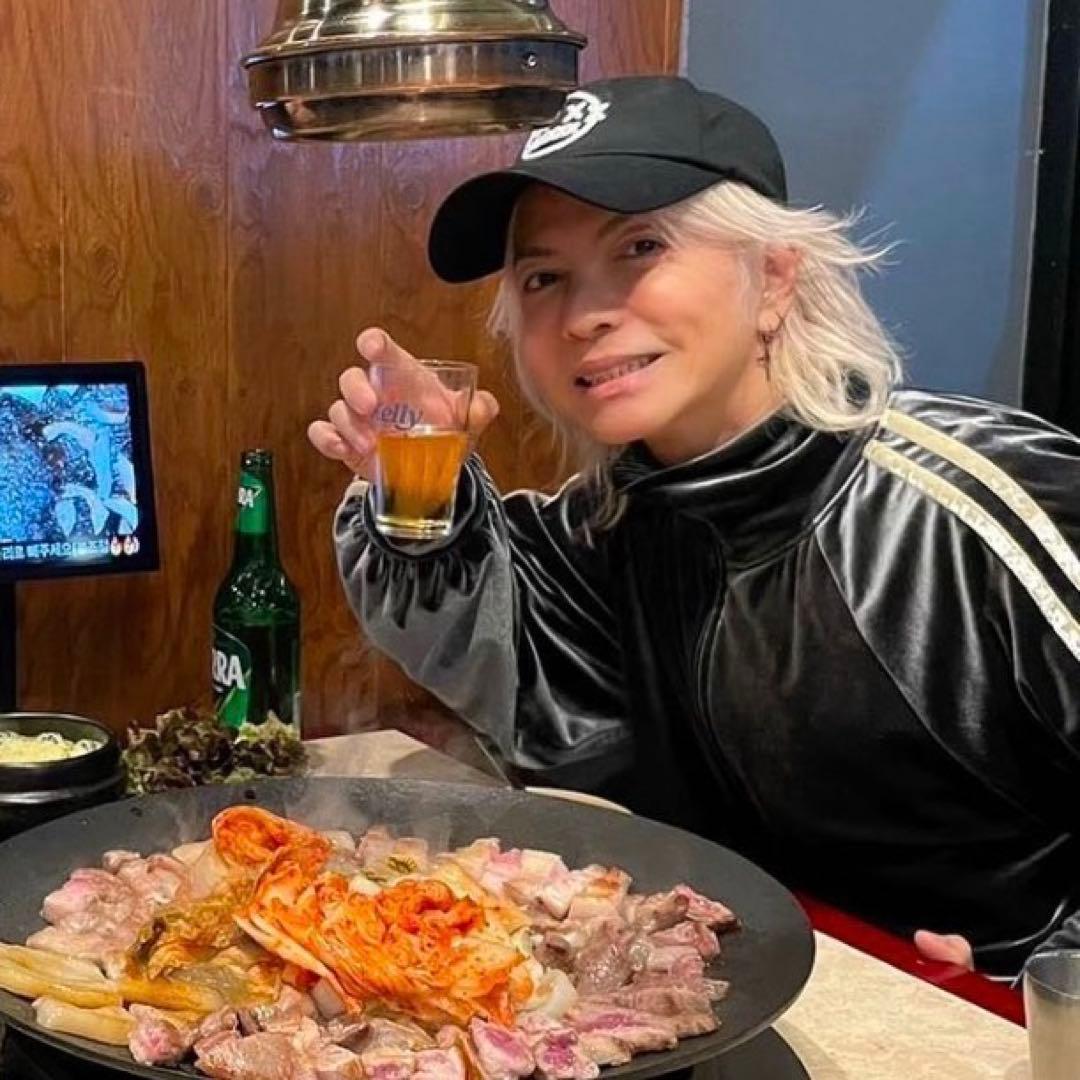 最終値下げ】HYDE着 SHARE SPIRIT ベロアセットアップ M - メルカリ