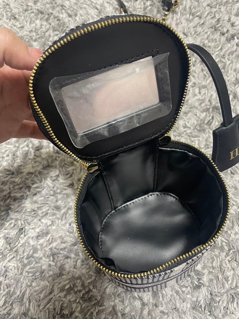 herlipto‪‪ ❤︎‬ Jacquard Mini Vanity Bag - メルカリ‬