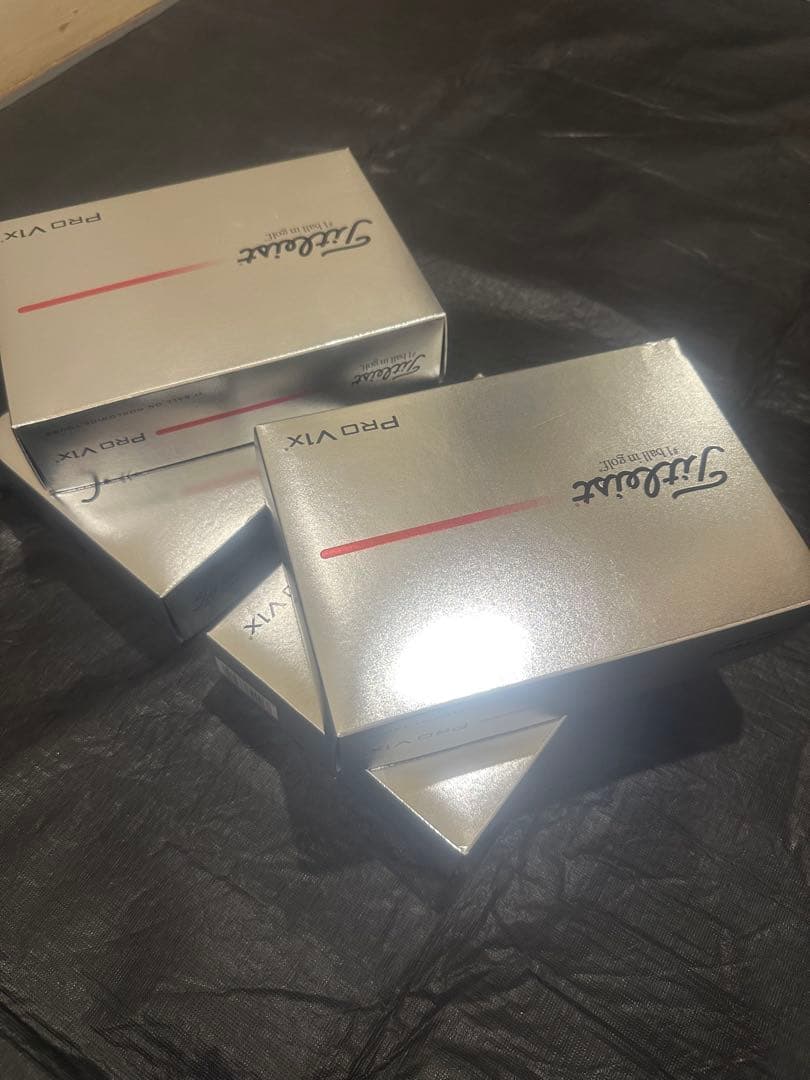 Titleist Pro V1x ゴルフボール 4ダース Titleist Pro V1x Left Dash Golf Balls | Fiddler's Green