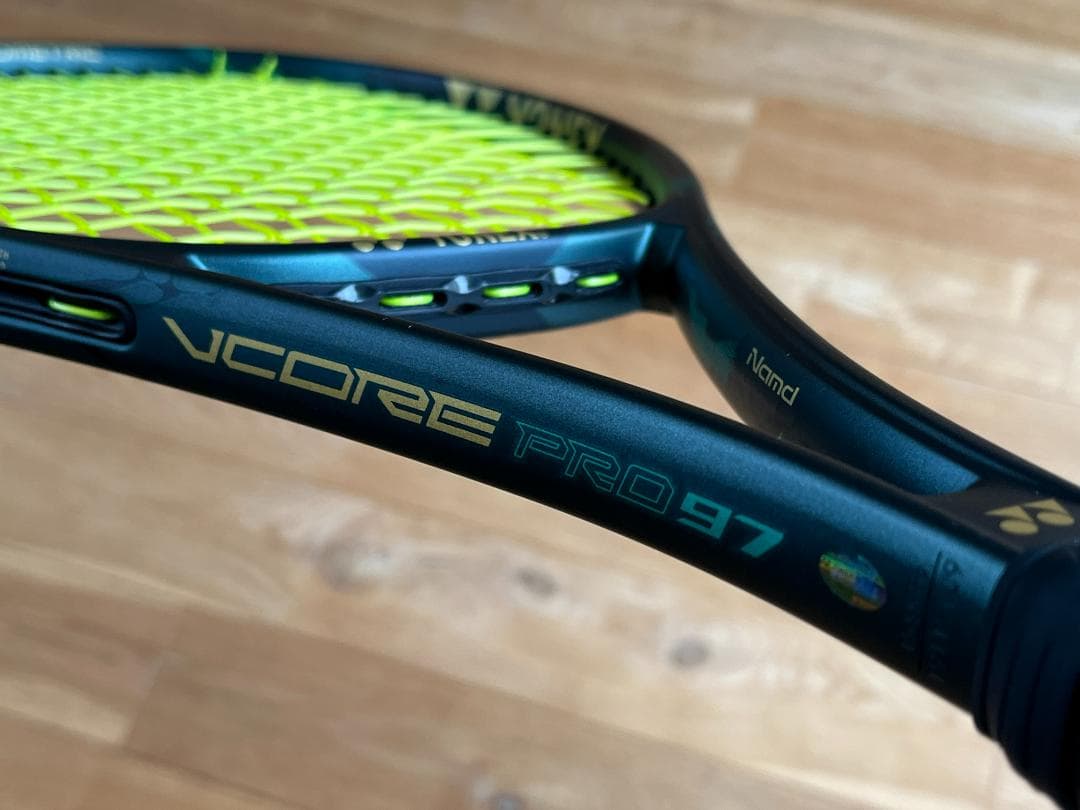 ☆美品☆YONEX VCORE PRO 97☆G2☆ - メルカリ