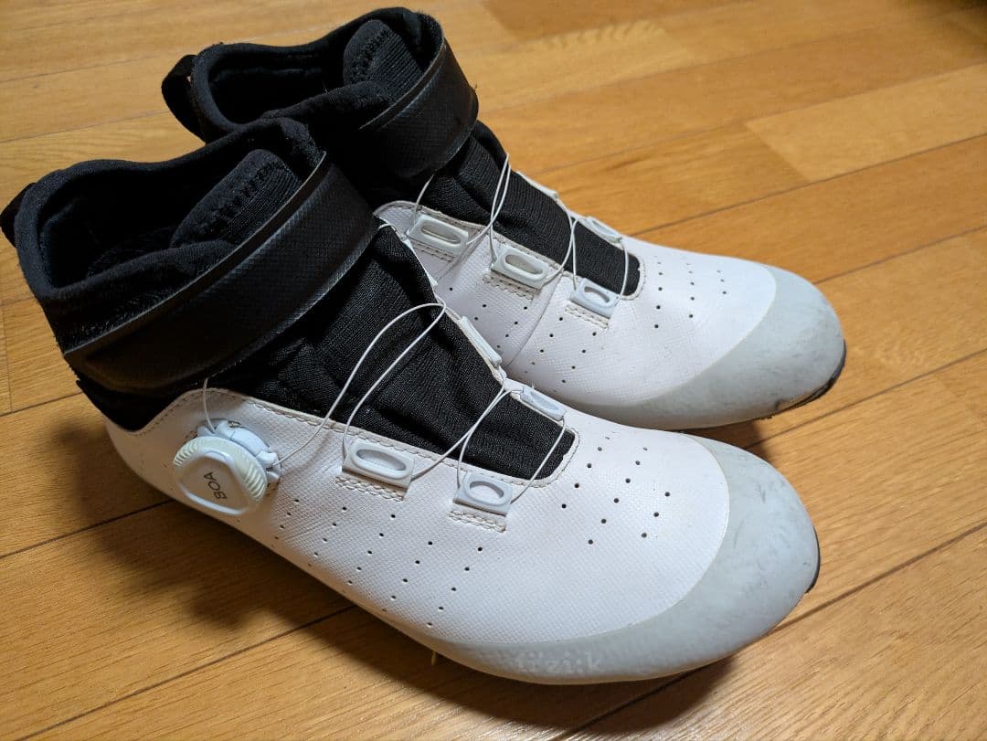 ウェア fIZIk Tempo Ariaca R5 White EUR 43 fi'zi:k】履きやすくて、あったけぇ～ウインターシューズ。フィジーク