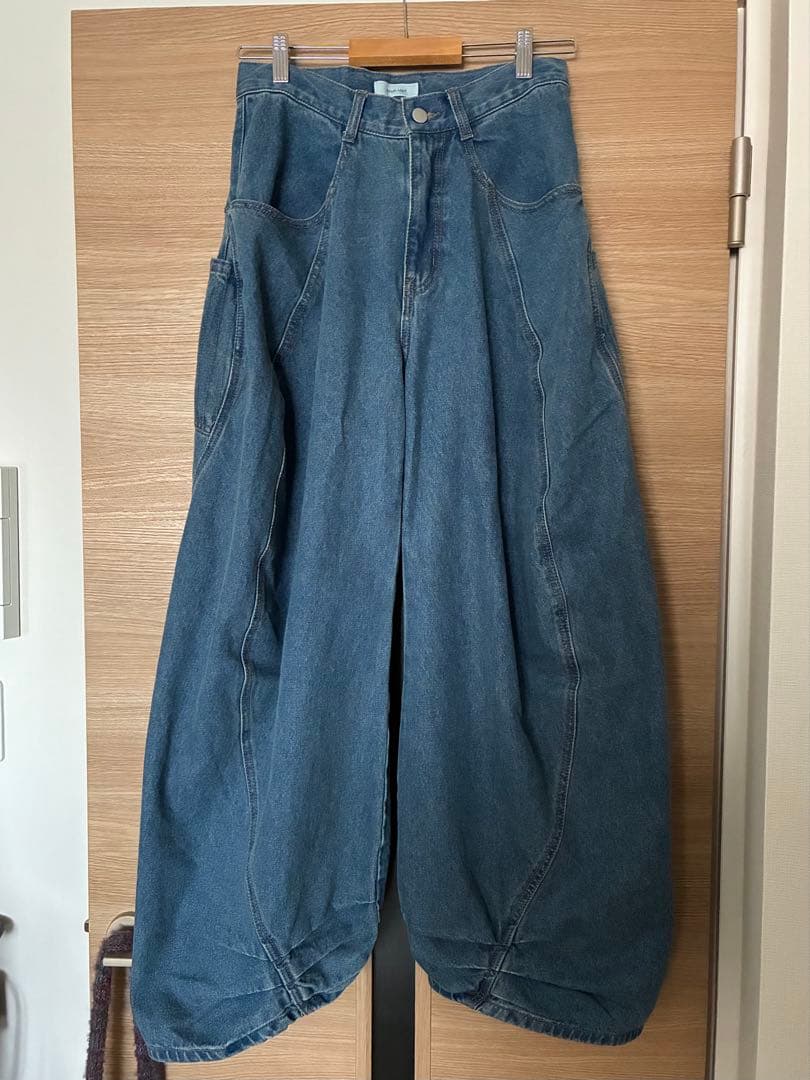 tuck design denim pants/denimblue