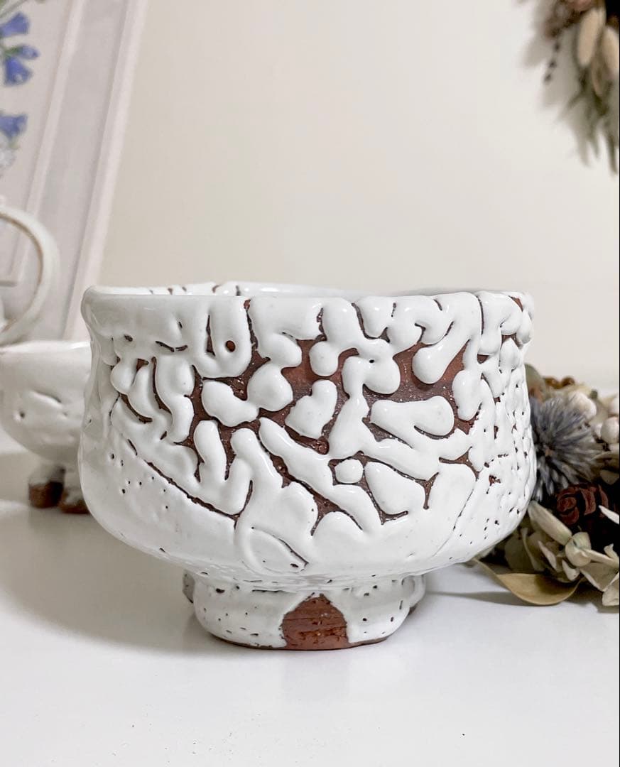 萩焼　山根清玩　鬼萩　抹茶椀　新品　光彩庵　茶碗　陶器　白萩　割高台　梅花皮 再入荷！】 鬼萩割高台抹茶茶碗 かいらぎ ＊茶碗 ☆萩焼き 桐箱入り