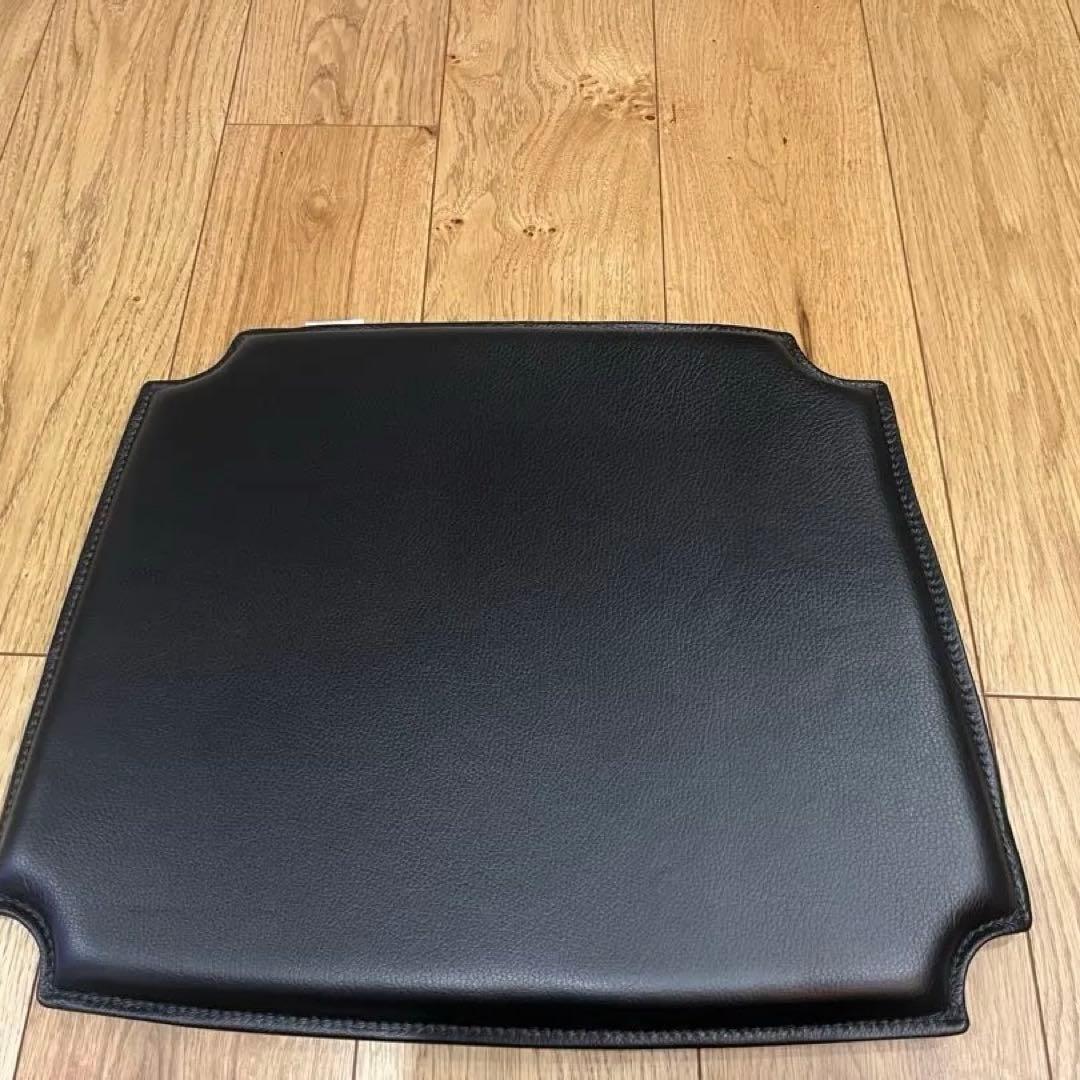 CARL HANSEN & SON ワイチェア　Yチェア純正クッション　ブラック 楽天市場】CH24（Yチェア）Yチェア 専用 レザークッション CARL HANSEN