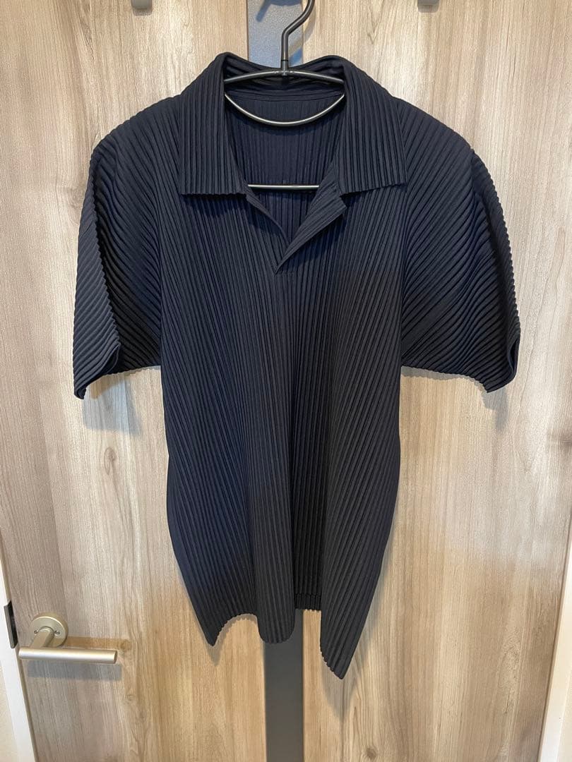 プリーツポロシャツ　オムプリッセイッセイミヤケ　サイズ3 ネイビー 大人気ドメブラ】HOMME PLISSE ISSEY MIYAKE/オムプリッセイッセイ