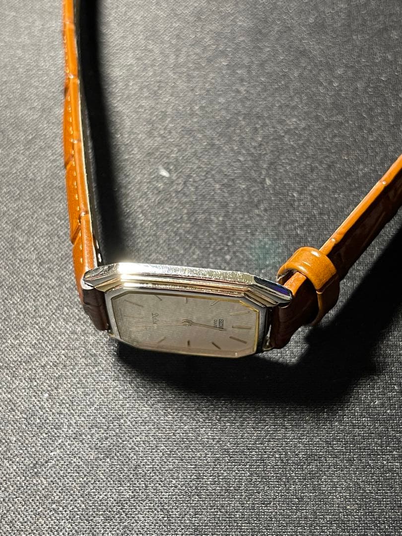 A-46 希少!稼働 SEIKO DOLCE 90年代ヴィンテージ スクエア型 - メルカリ