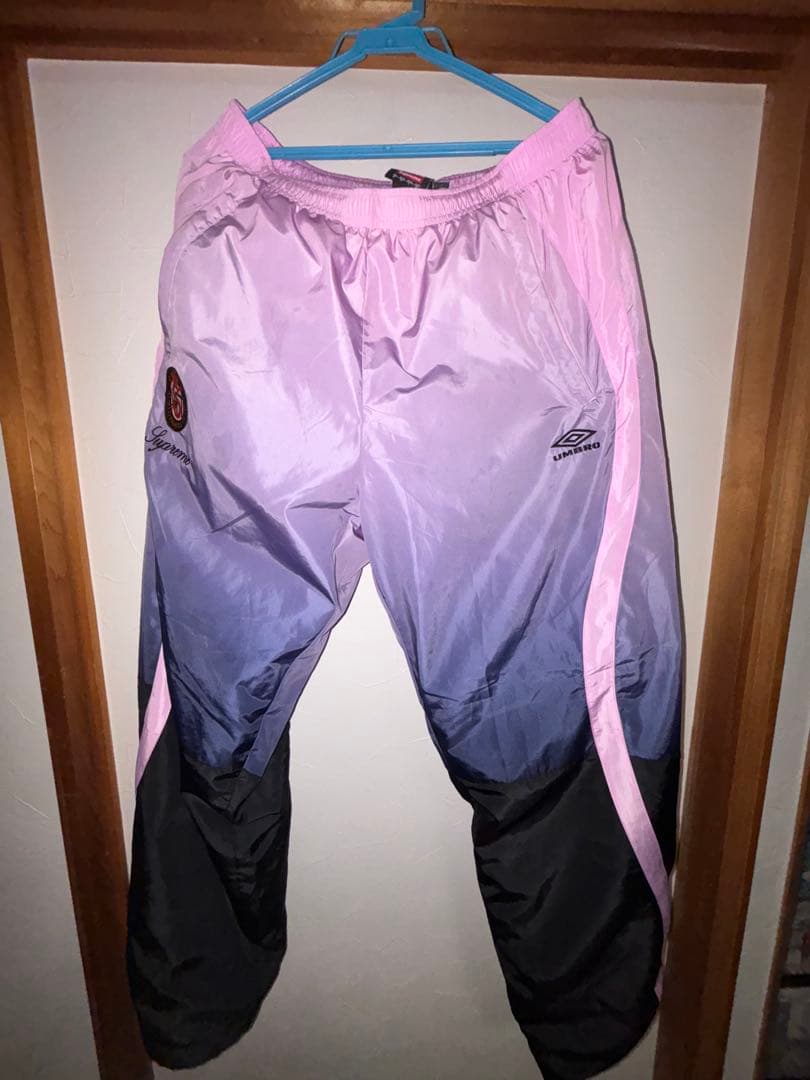 Umbro Supreme グラデーショントラックパンツ M ピンク Supreme x Umbro】Gradient Track Jacket☆Pink☆25FW☆ (Supreme
