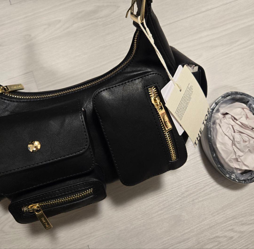 THE TOE Brick multi pocket bag black - メルカリ