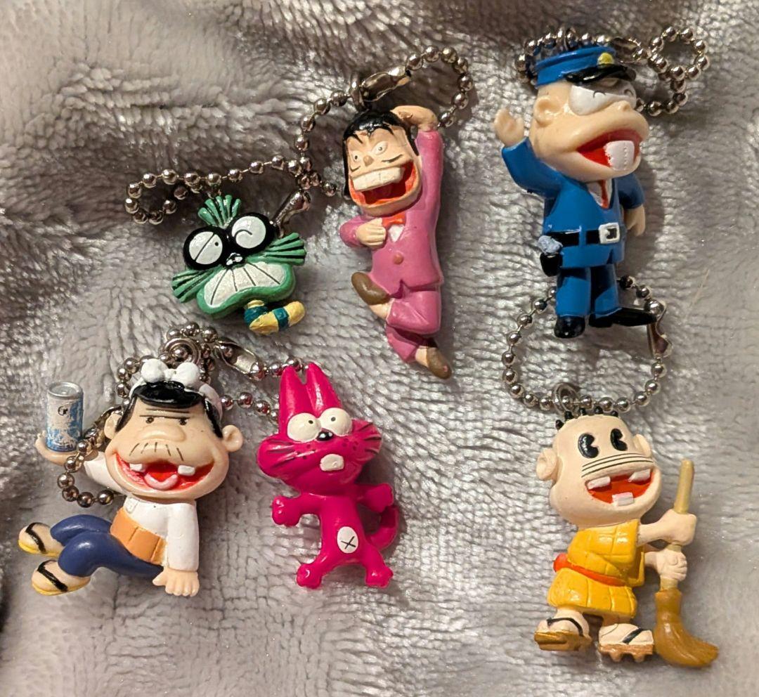 キャラクターキーホルダー 6個セット - メルカリ