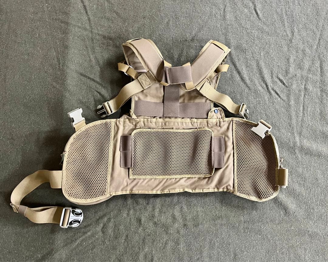 ANA tactical Alpha チェストリグ - メルカリ
