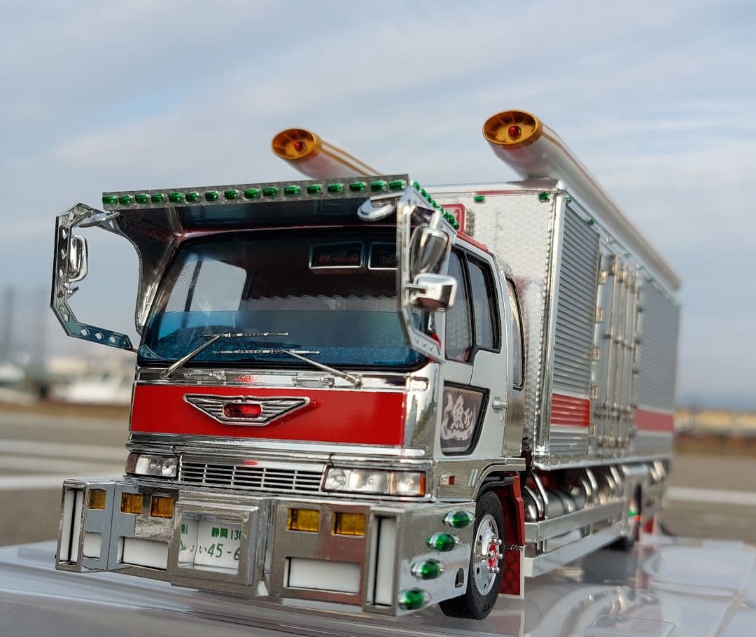 デコトラプラモデル フジミ 1/32 クルージングレンジャー 冷凍車 完成
