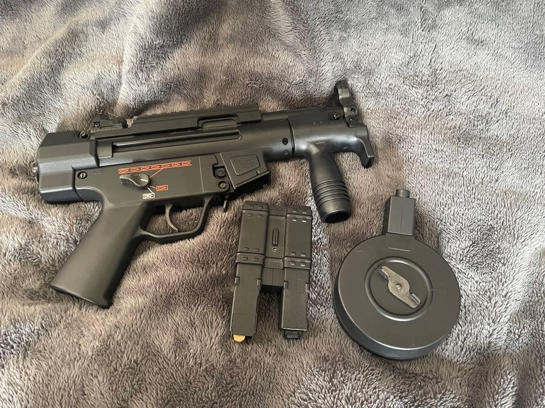 東京マルイ　スタンダード電動ガン　 MP5K クルツ TOKYO MARUI（東京マルイ） スタンダード電動ガン MP5K (クルツ) A4