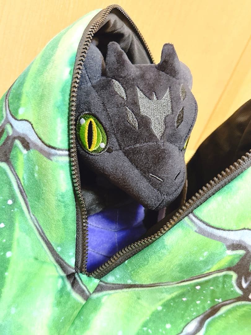 ツイステッドワンダーランド　マレウスの抱っこぬいぐるみ(幼体ver.) ディズニー ツイステッドワンダーランド』マレウスの抱っこぬいぐるみ