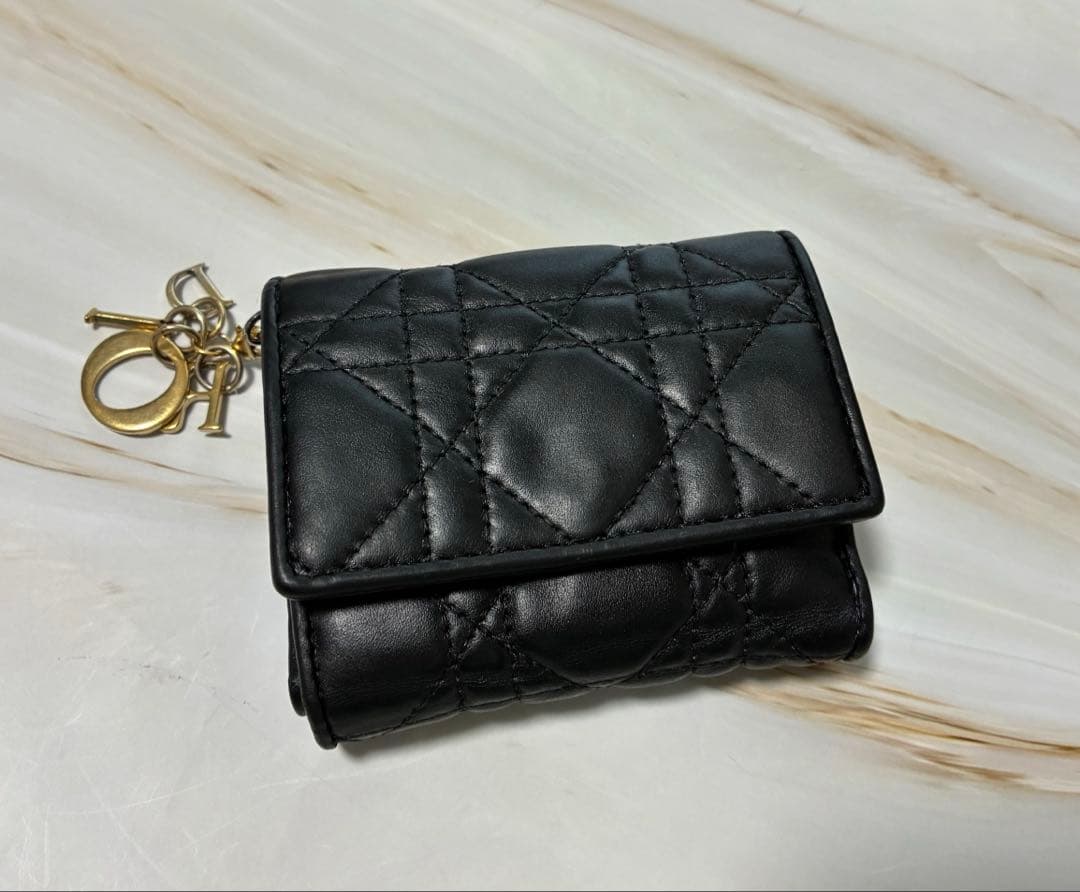 ま*る様 Dior ロータスウォレット カナージュ 三つ折り財布 ブラック DIOR レディディオール ロータスウォレット カナージュ 三つ折り財布
