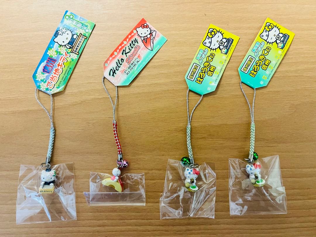 新品未使用/4個】ご当地キティ 信州限定ver.根付けストラップ - メルカリ