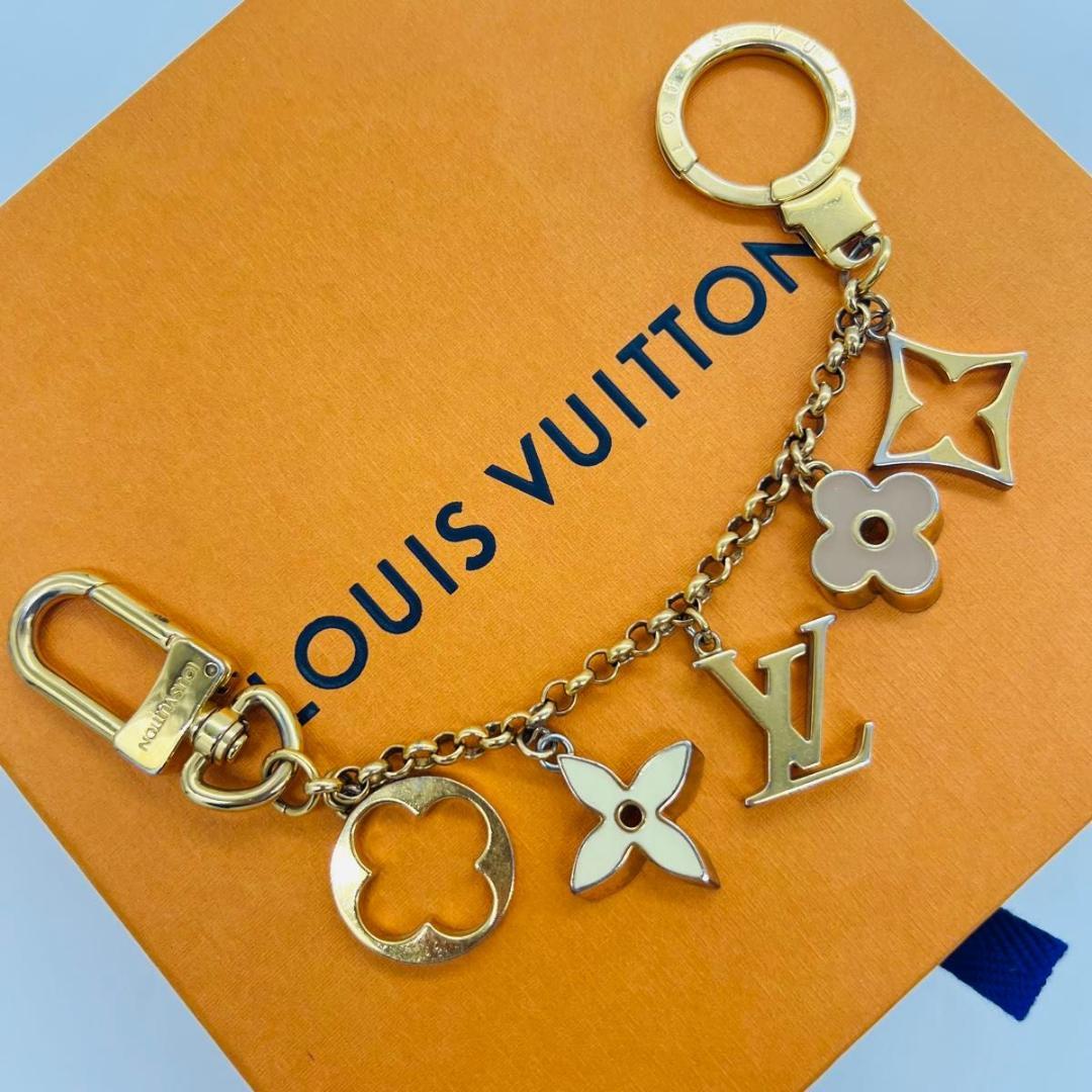 ルイヴィトン　チェーン フルール ドゥ モノグラム　モチーフ バッグ　チャーム バッグ チャーム チェーン・フルール ドゥ モノグラム S00｜ルイ