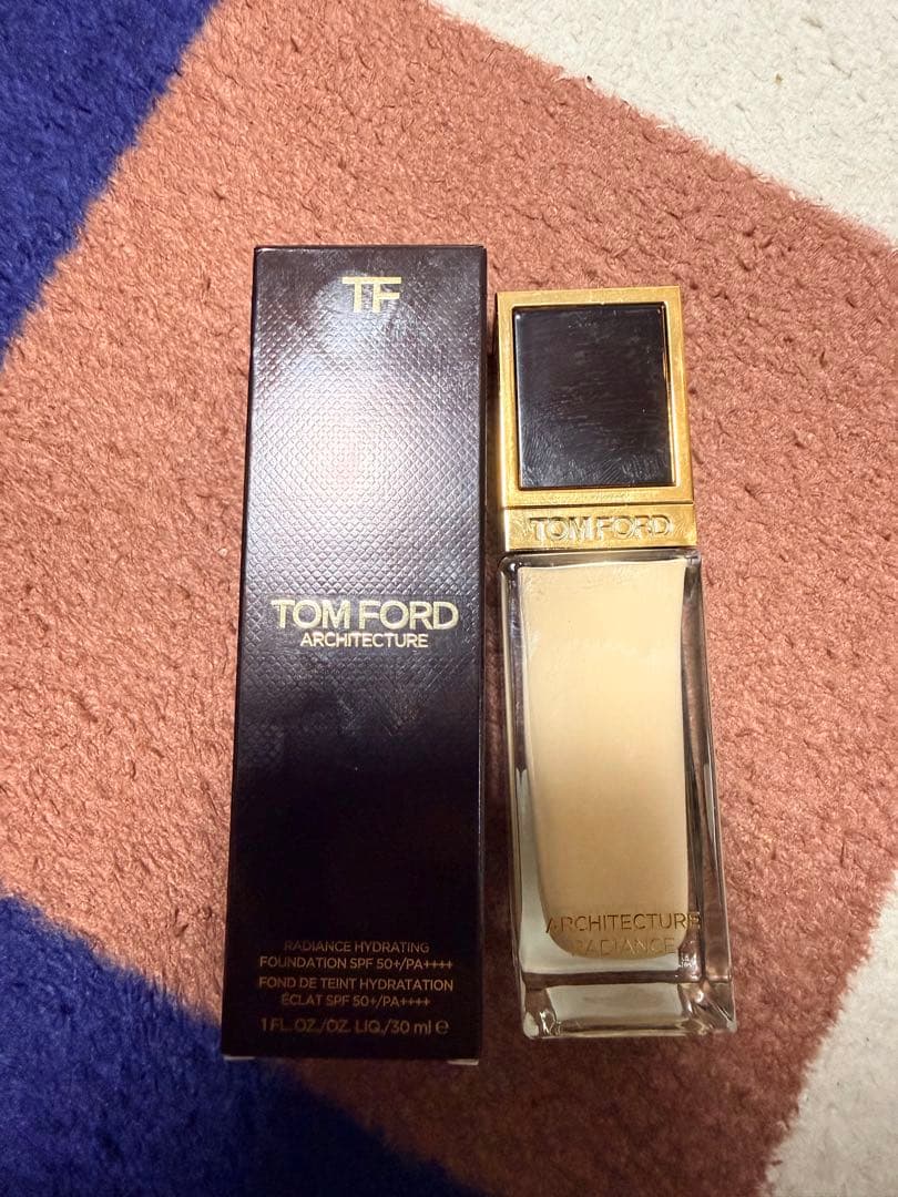 アーキテクチャー ハイドレーティング ファンデーション 30ml トム フォード ビューティ / アーキテクチャー ラディアンス ハイド