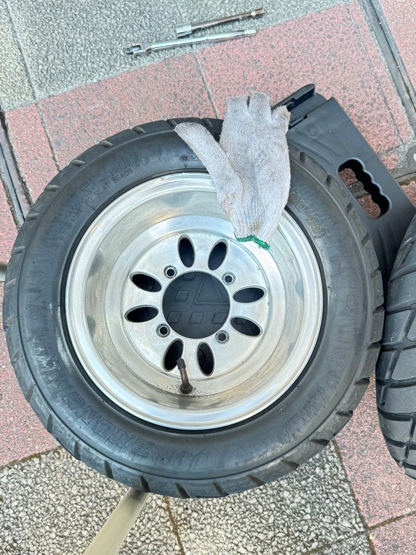 スポーツタイヤ付きホイール 27インチ 自転車フロントホイール タイヤセット 27×1 3/8 37-630 前輪