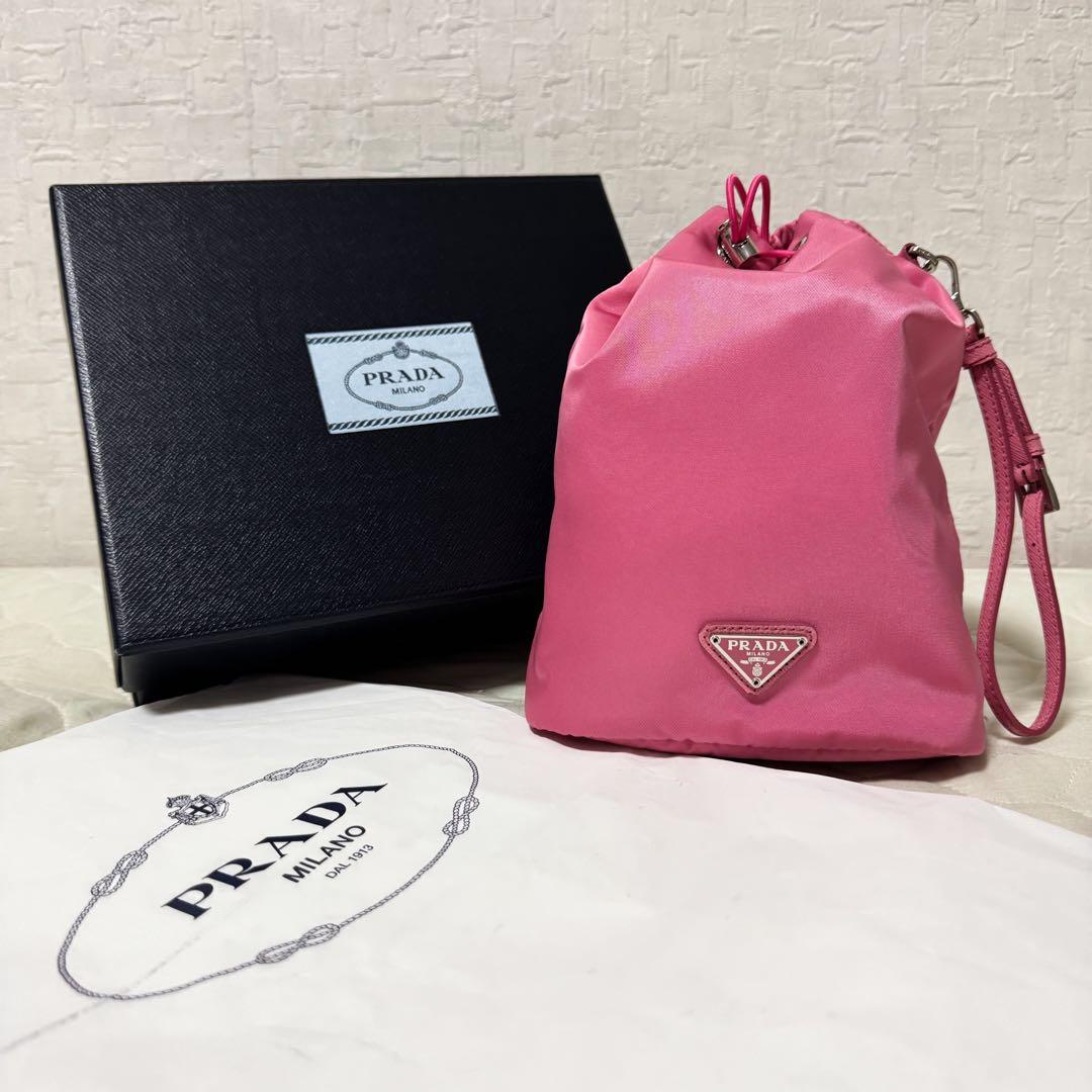 【未使用級】 PRADA プラダ Re-Nylon ポーチ リナイロン 巾着 PRADA（プラダ） Re-Nylon ポーチ リナイロン リストレット付き