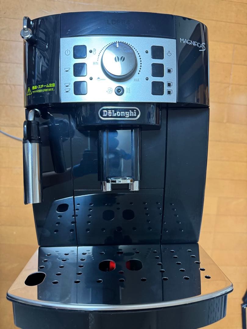 k*い様 [美品]De'Longhi (デロンギ)マグニフィカS ECAM221 DeLonghi デロンギ マグニフィカS コンパクト全自動コーヒーマシン